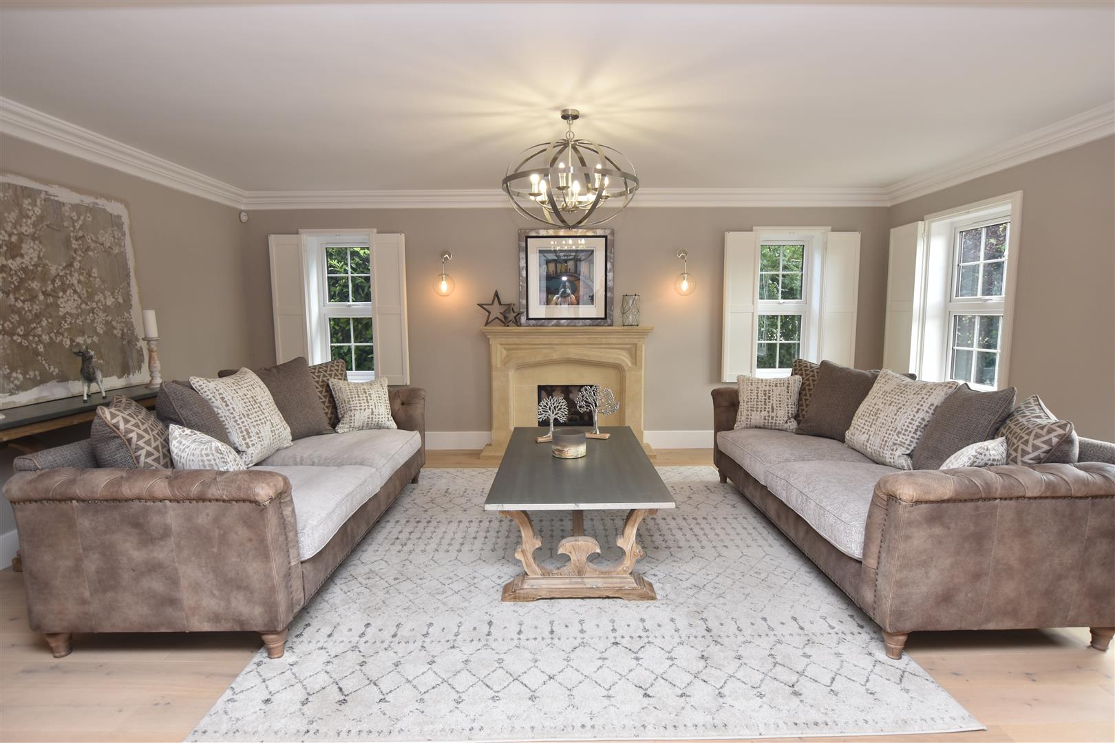 SITTING ROOM